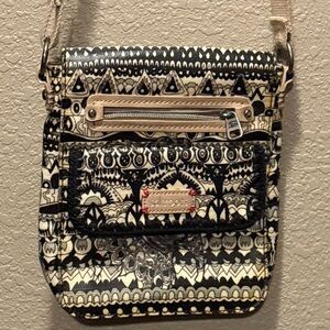 Sakroots Artist Circle Small Flap Messenger Bag Boho Black/Cream Crossbody Bag